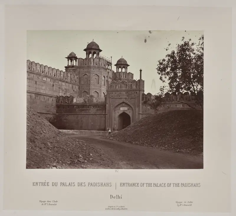 Entrance of the Palace of the Padishahs, Delhi — تصویر رکورد موزهٔ هنر کلیولند (دسترسی آزاد)