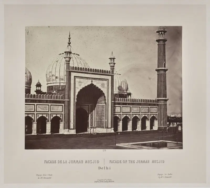 Facade of the Jummah Musjid, Delhi — تصویر رکورد موزهٔ هنر کلیولند (دسترسی آزاد)