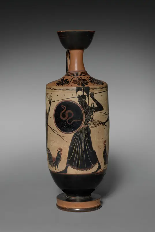 Black-Figure White-Ground Lekythos (Oil Vessel): Athena between Cocks and Hieropoioi (Officials) — تصویر رکورد موزهٔ هنر کلیولند (دسترسی آزاد)