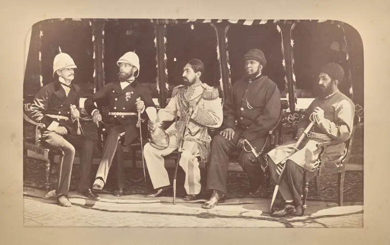 The Amir Yakub Khan, General Daod Shah, Habeebula Moustafi, Major Cavagnari, Mr. Jenkyns — تصویر رکورد موزهٔ هنر کلیولند (دسترسی آزاد)