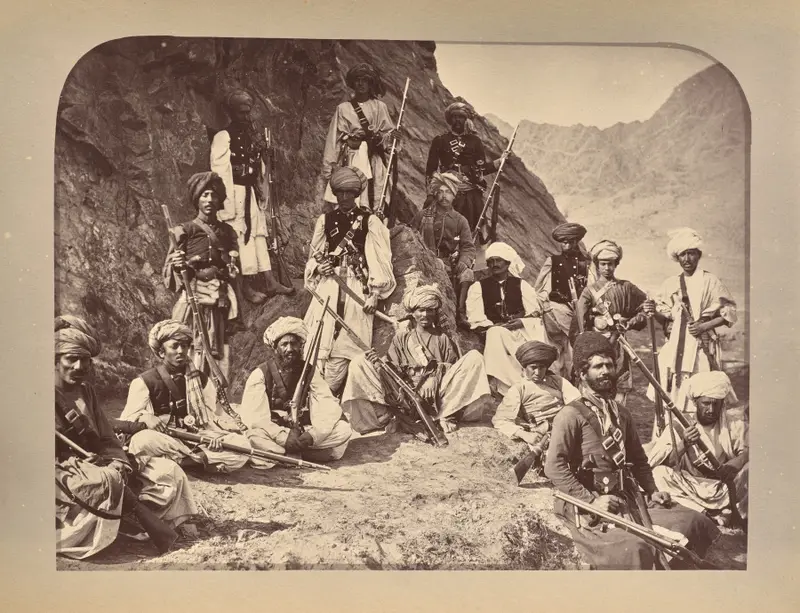 The Khan of Lalpura and Officers — تصویر رکورد موزهٔ هنر کلیولند (دسترسی آزاد)