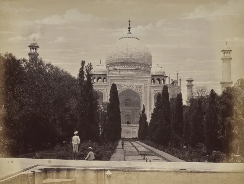 Agra. View of the Taj in Front of Nootkan (The Light of the World), Wife of the Emperor Akbar, View from the River — تصویر رکورد موزهٔ هنر کلیولند (دسترسی آزاد)