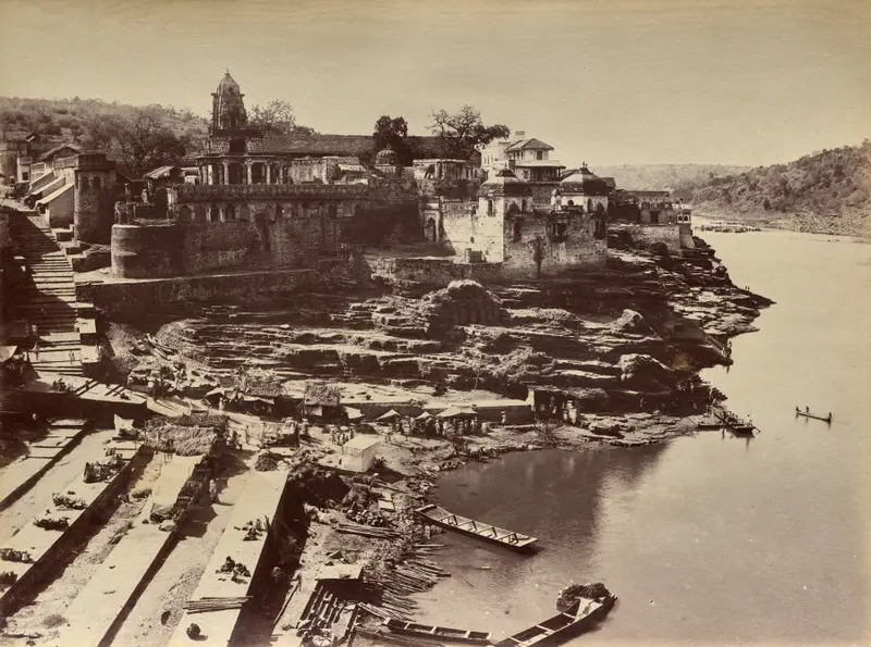 View of the Riverbank of the Narmada at Omkareshwar — تصویر رکورد موزهٔ هنر کلیولند (دسترسی آزاد)