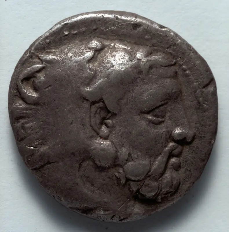Stater: Head of Bearded Herakles (obverse) — تصویر رکورد موزهٔ هنر کلیولند (دسترسی آزاد)