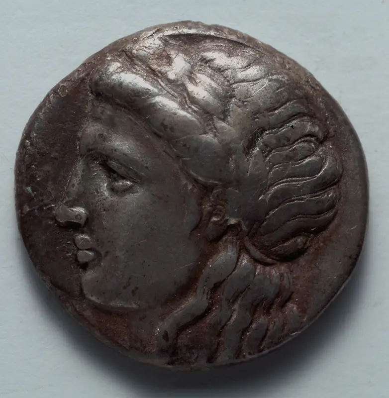 Tetradrachm: Head of Apollo, l., laureate (obverse) — تصویر رکورد موزهٔ هنر کلیولند (دسترسی آزاد)