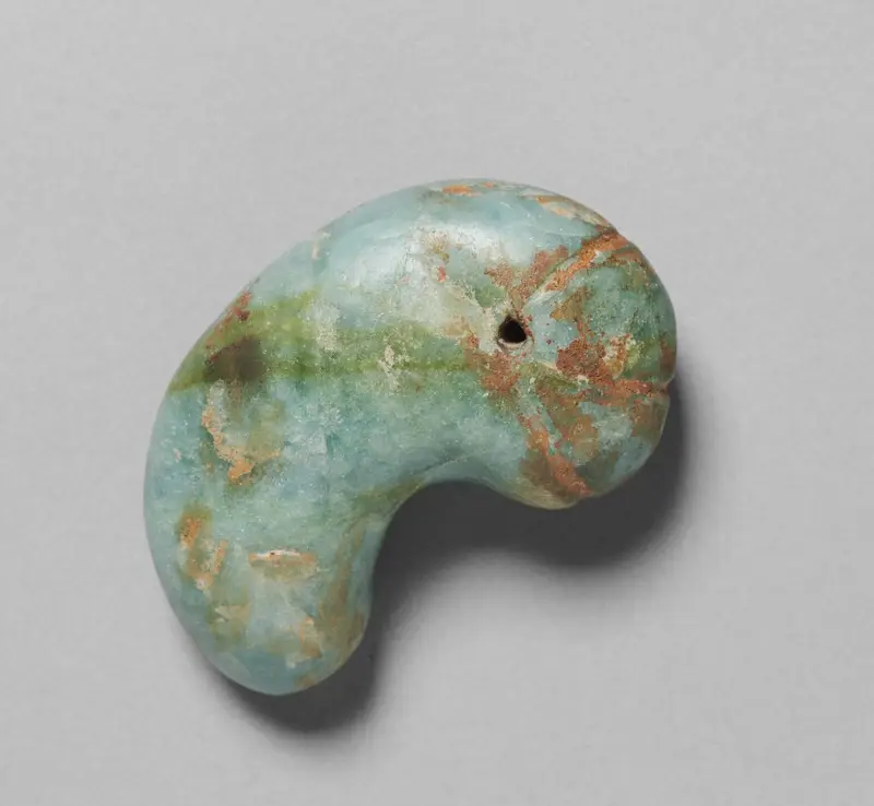 Comma-shaped Jade — تصویر رکورد موزهٔ هنر کلیولند (دسترسی آزاد)