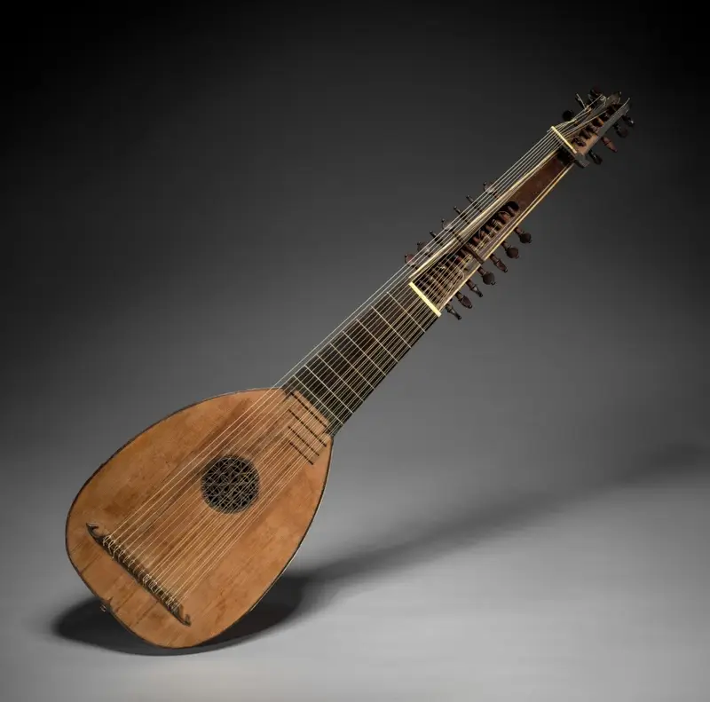 Lute or Tiorbino — تصویر رکورد موزهٔ هنر کلیولند (دسترسی آزاد)