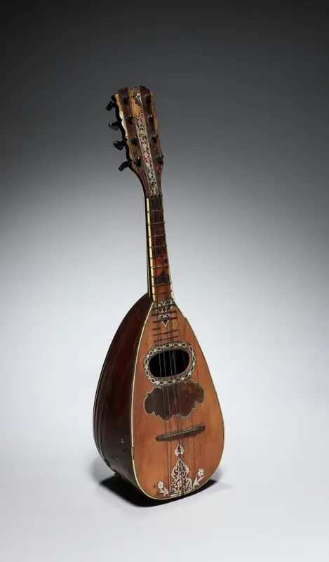 Mandoline — تصویر رکورد موزهٔ هنر کلیولند (دسترسی آزاد)
