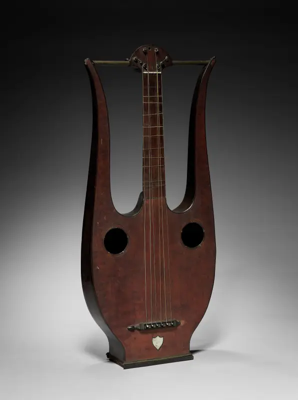 Lyre Guitar — تصویر رکورد موزهٔ هنر کلیولند (دسترسی آزاد)