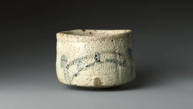 Shino Tea Bowl with Bridge and Shrine, Known as “Bridge of the Gods” (Shinkyō) — تصویر رکورد موزهٔ متروپولیتن (دسترسی آزاد)