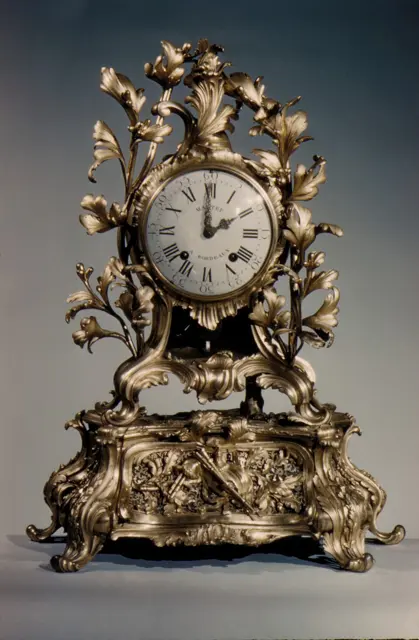 Musical mantel clock (Pendule avec boîte à musique) — تصویر رکورد ویکی‌داده