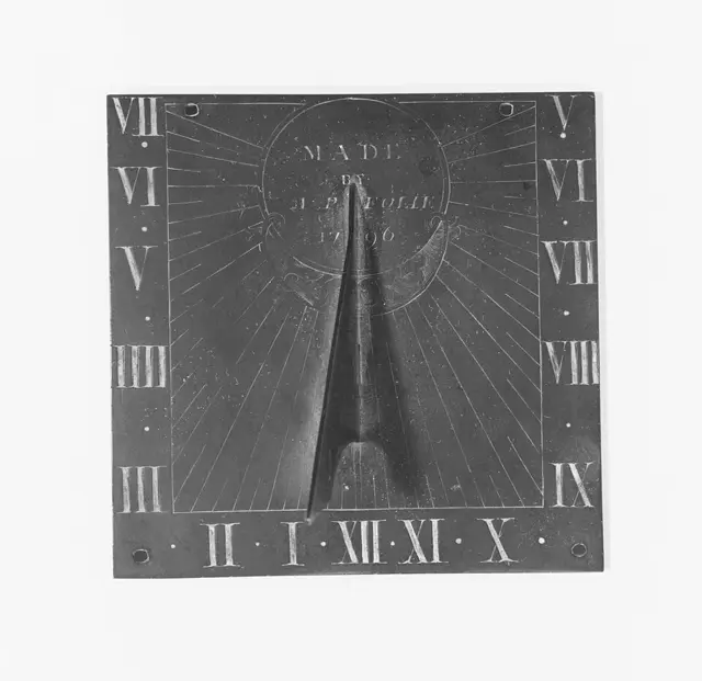 Sundial — تصویر رکورد ویکیداده