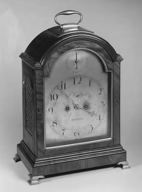 Bracket Clock — تصویر رکورد ویکیداده