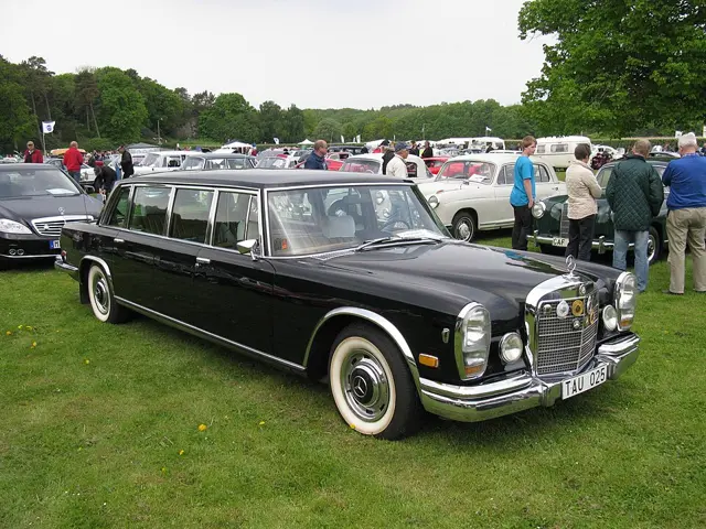 Mercedes Benz — تصویر رکورد ویکی‌داده