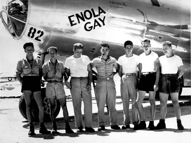 Enola Gay — تصویر رکورد ویکیداده