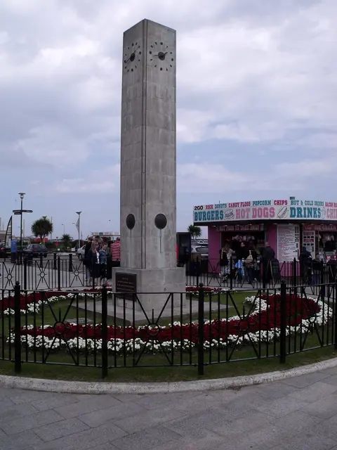 Far East Prisoner Of War, War Memorial — تصویر رکورد ویکیداده