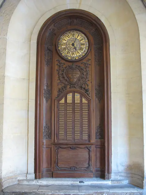 The Divine Office Board of Abbey of Saint-Étienne, Caen — تصویر رکورد ویکیداده