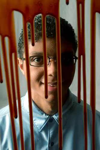 Chocolate Rain — تصویر رکورد ویکیداده
