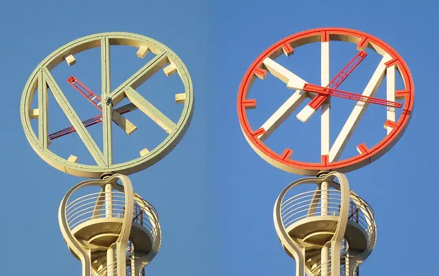 NK clock — تصویر رکورد ویکیداده