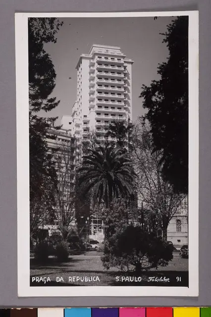 Praça da República - S. Paulo Fotolabor 91 — تصویر رکورد ویکی‌داده