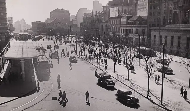 Praça João Mendes - S. Paulo Fotolabor 93 — تصویر رکورد ویکی‌داده