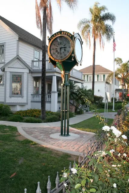 Dreger Clock — تصویر رکورد ویکیداده