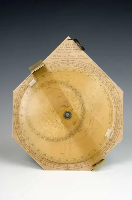 The Oxford Astrolabe — تصویر رکورد ویکیداده
