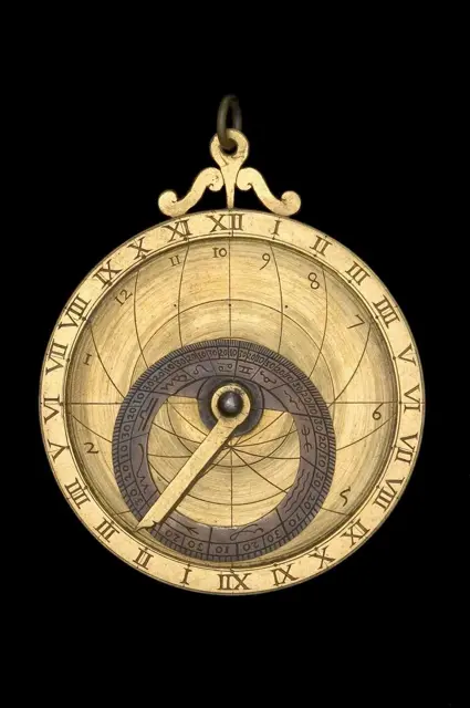 Fake? Astrological Astrolabe — تصویر رکورد ویکیداده