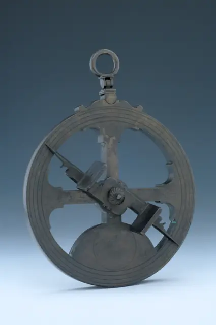 Electrotype Facsimile of a Spanish Mariner's Astrolabe Probably from the Spanish Armada — تصویر رکورد ویکیداده