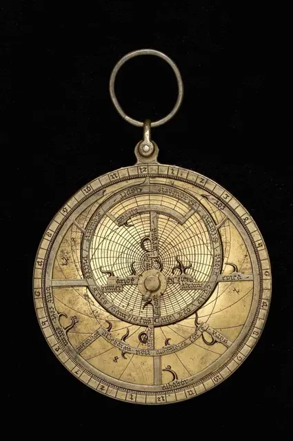 Astrolabe — تصویر رکورد ویکیداده