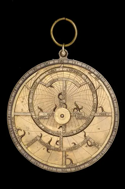 Astrolabe — تصویر رکورد ویکیداده