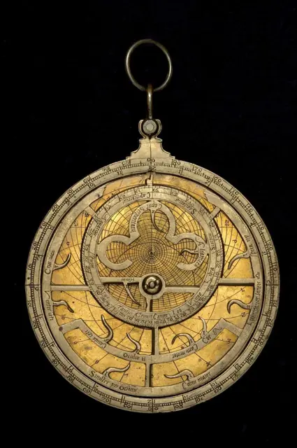 Astrolabe — تصویر رکورد ویکیداده