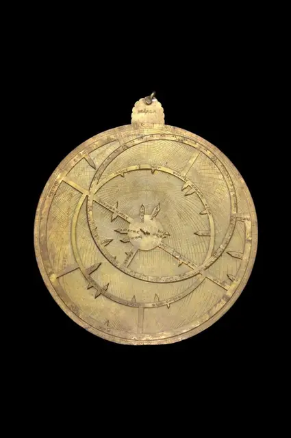 Astrolabe — تصویر رکورد ویکیداده