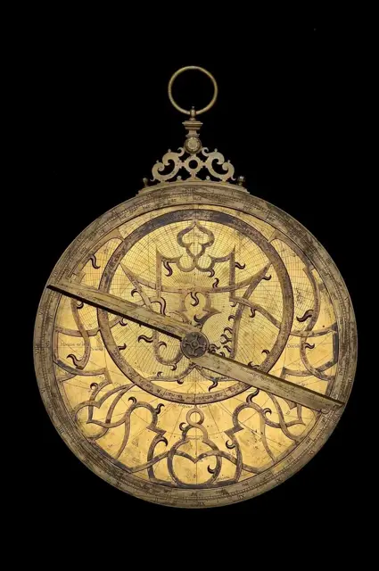 Astrolabe — تصویر رکورد ویکیداده