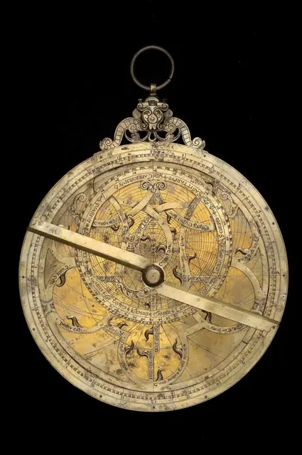 Astrolabe — تصویر رکورد ویکیداده