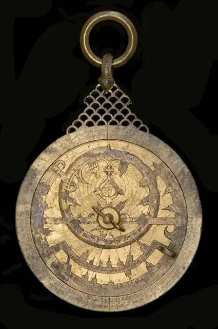 Astrolabe — تصویر رکورد ویکیداده