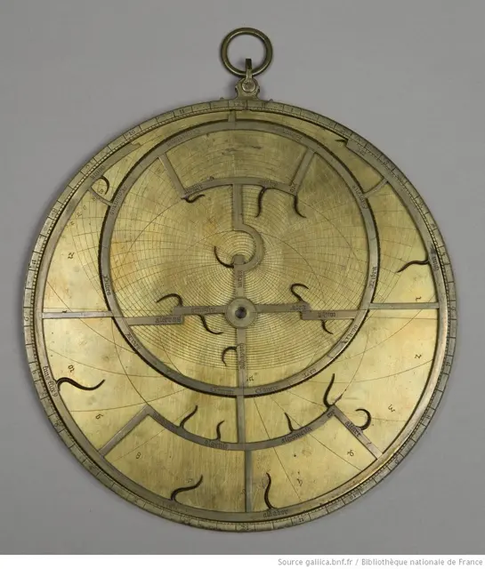 Astrolabe for latitudes from 42° to 49° North — تصویر رکورد ویکیداده