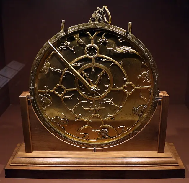 Astrolabe — تصویر رکورد ویکیداده