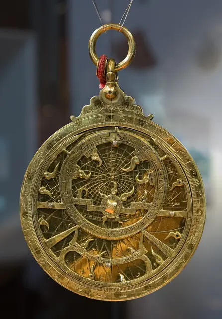 Planispheric astrolabe — تصویر رکورد ویکیداده