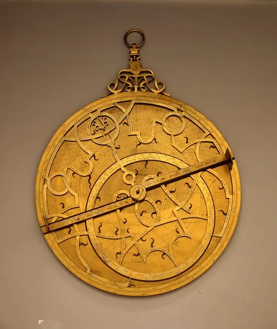 Astrolabe: Western, multiple-type — تصویر رکورد ویکیداده