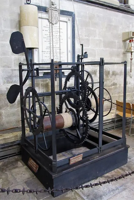 Salisbury Cathedral clock — تصویر رکورد ویکیداده