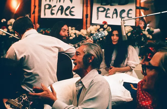 Give Peace a Chance — تصویر رکورد ویکیداده