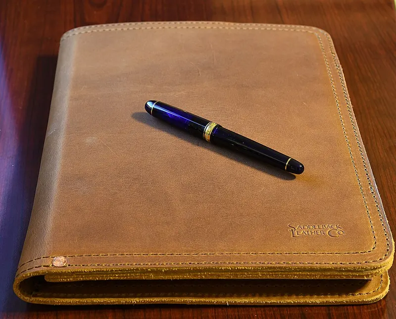 Saddleback Padfolio (26094412990) — تصویر رکورد ویکیداده