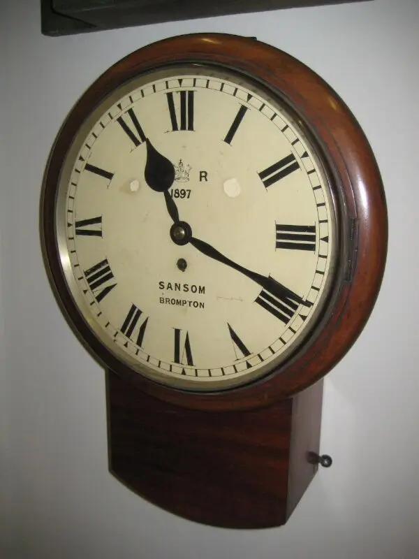 Clock — تصویر رکورد موزهٔ ویکتوریا و آلبرت