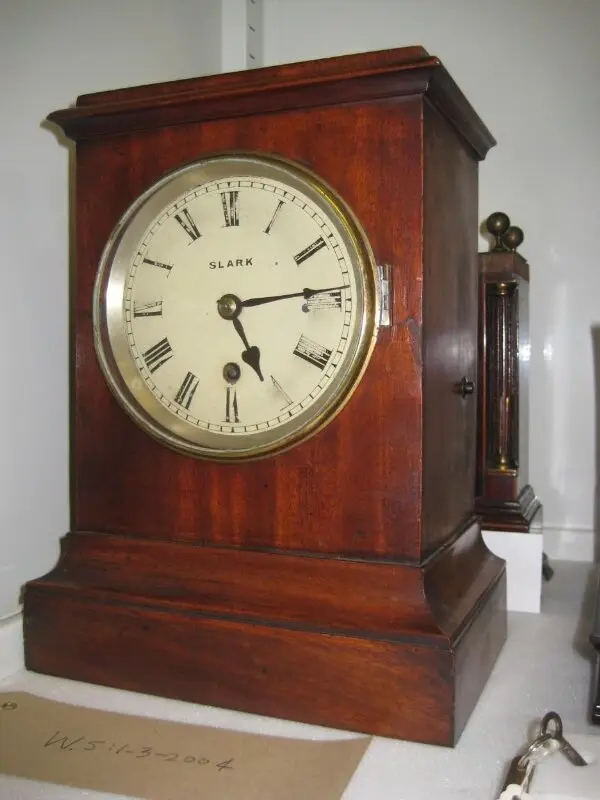 Clock — تصویر رکورد موزهٔ ویکتوریا و آلبرت