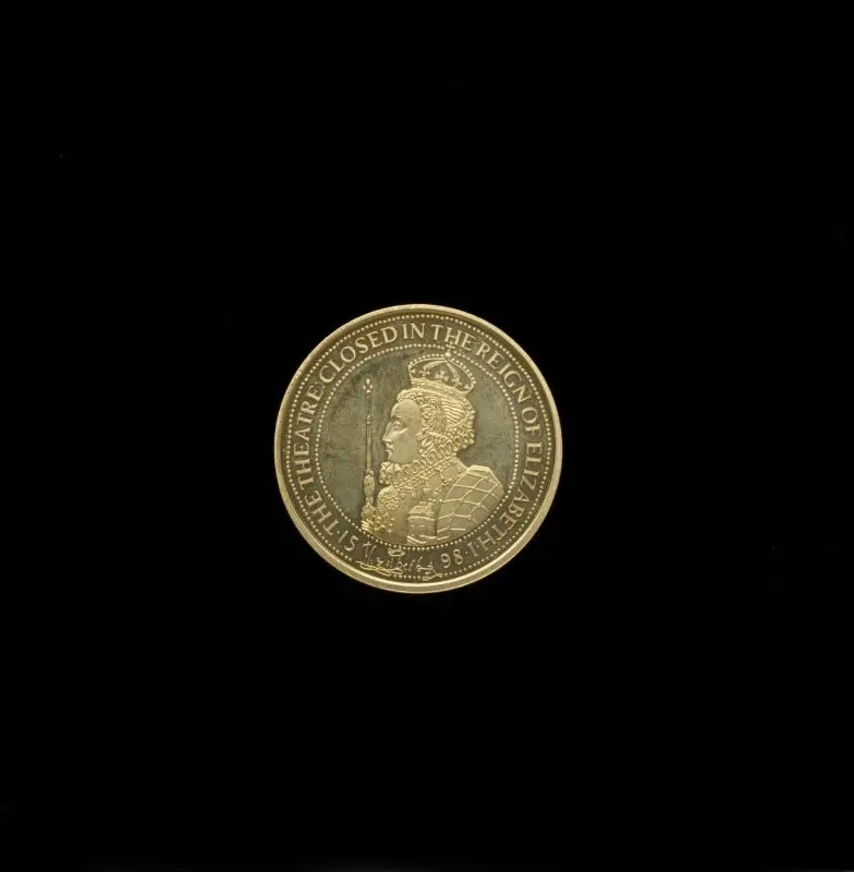 Medal: Medal commemorating The Theatre — تصویر رکورد موزهٔ ویکتوریا و آلبرت