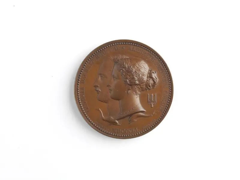Medal: Jurors Medal for the Great Exhibition of 1851 — تصویر رکورد موزهٔ ویکتوریا و آلبرت