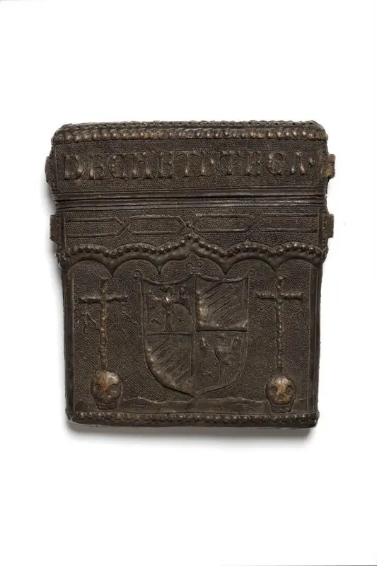 Document case and lid — تصویر رکورد موزهٔ ویکتوریا و آلبرت