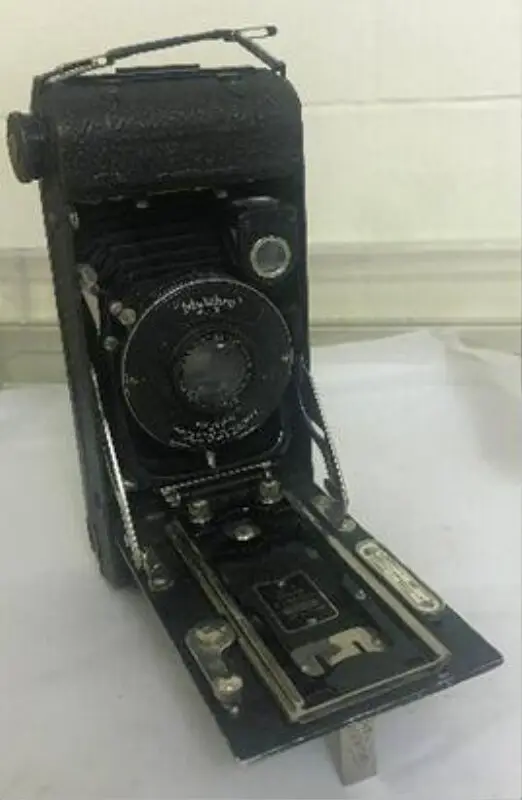 Camera — تصویر رکورد موزهٔ ویکتوریا و آلبرت