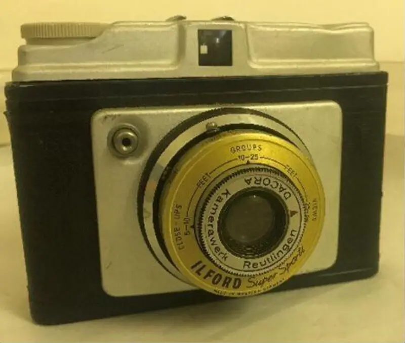 Camera — تصویر رکورد موزهٔ ویکتوریا و آلبرت